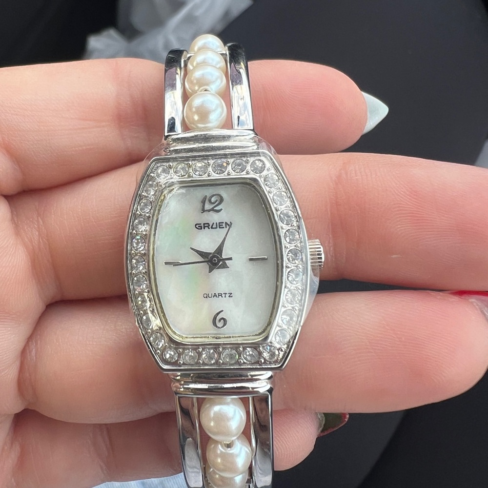 Green quartz Silver and Faux Pearl Women's Watch
